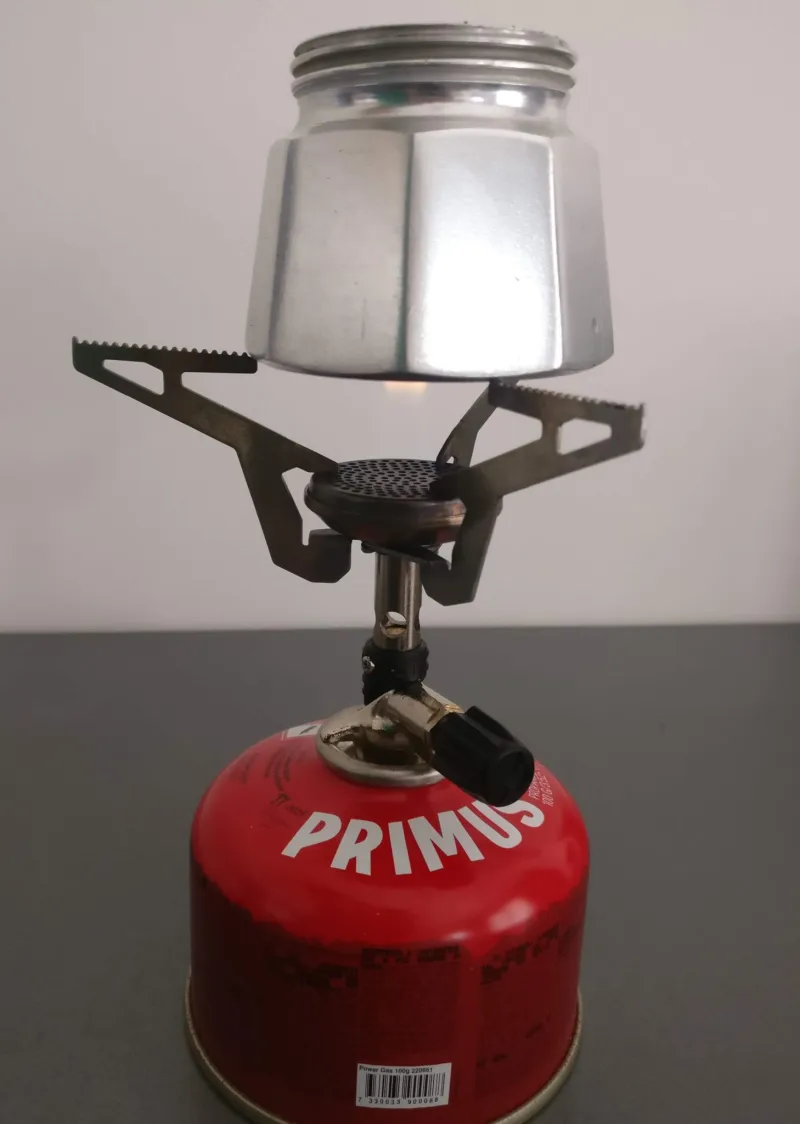 Zusammenbau der Moka-Kaffeemaschine