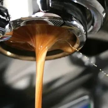 Beispiel für Espresso-Channeling mit Siebträger ohne Boden