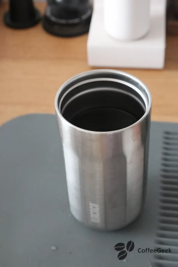 Mit Pipamoka zubereiteter Kaffee