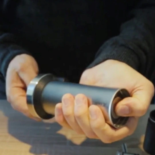 Unscrewing Kinu central shaft