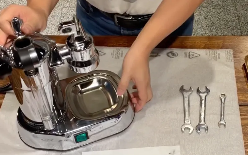 Drain the boiler and remove the lever