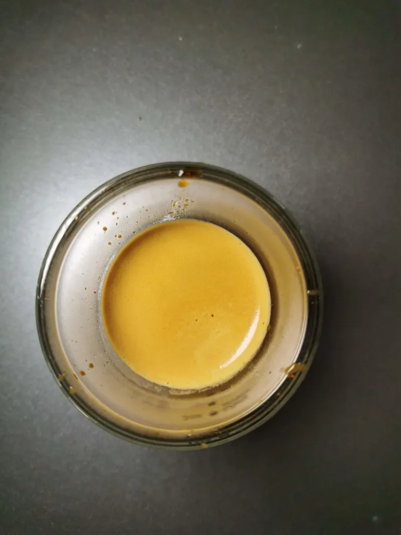 Dark color of the extraction