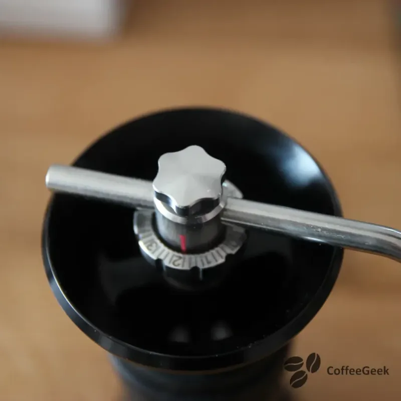 Apollo grinder disassembly - initial step