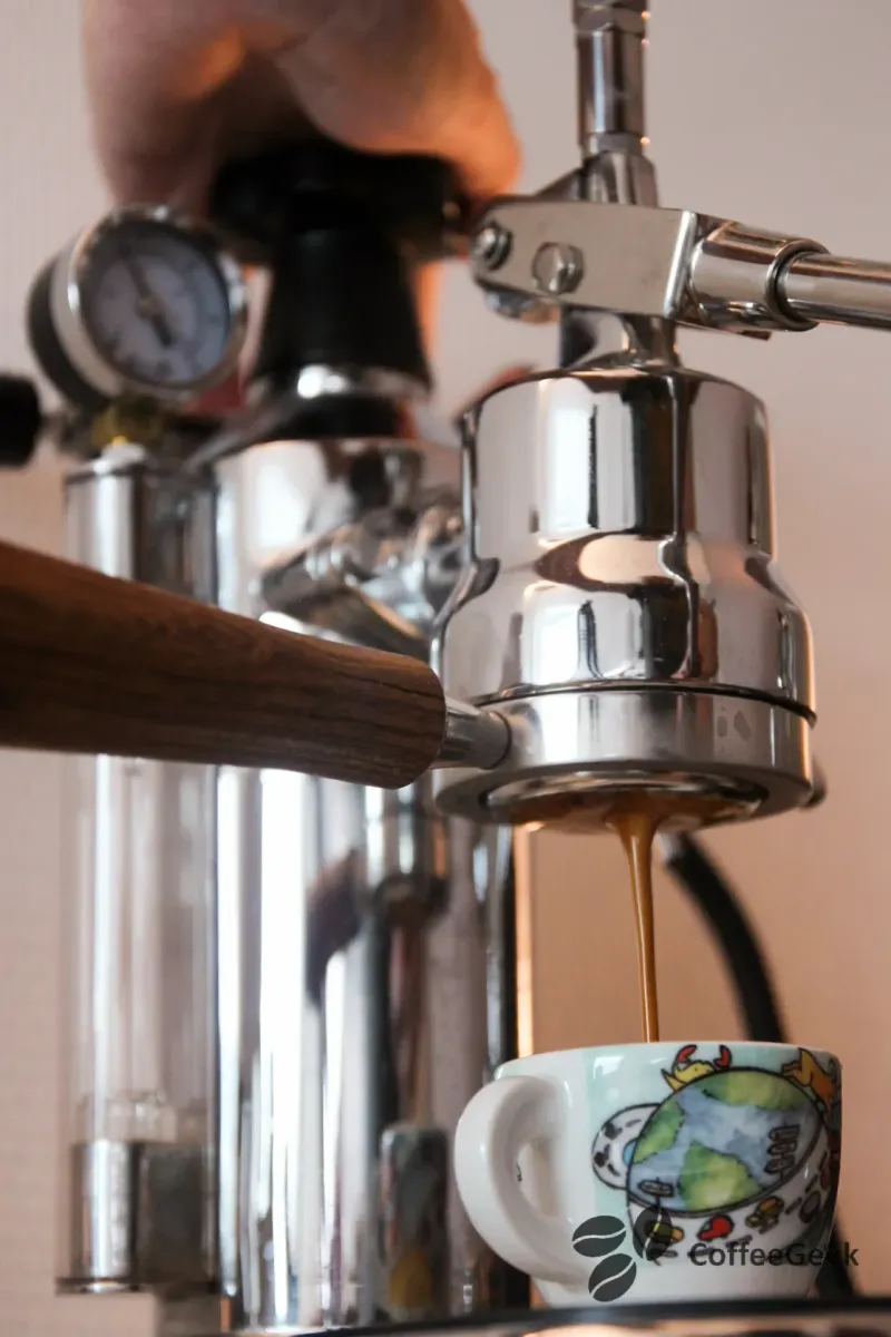 La Pavoni espresso extraction
