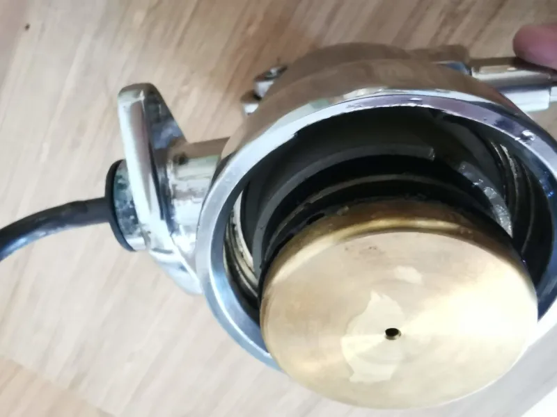 Inserción pistón La Pavoni