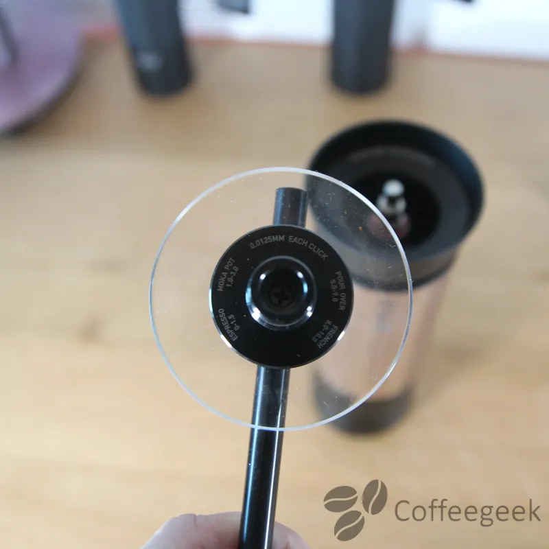 Escala de ajuste en la manivela