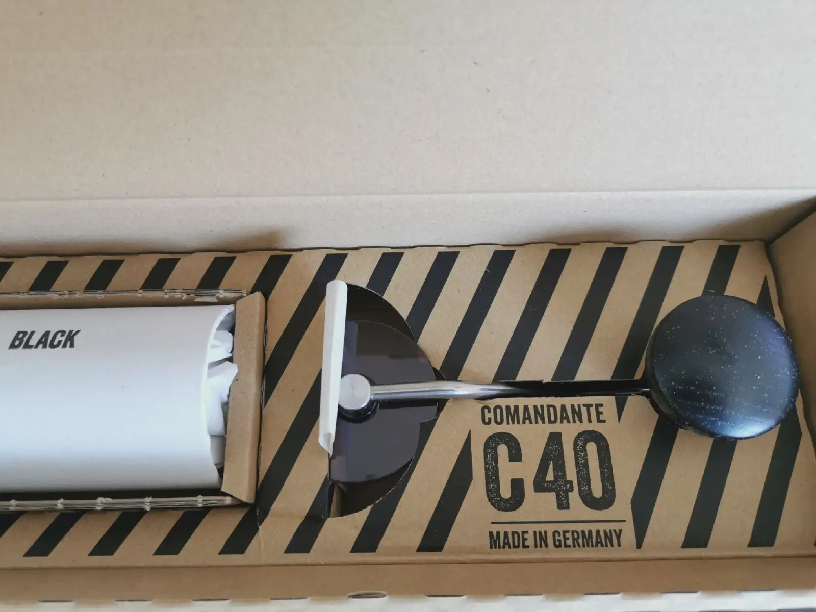 Presentation of the Comandante C40 grinder
