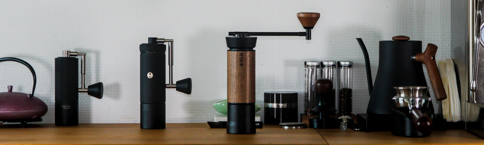 In-depth review of the Timemore Millab M01: pineapple burr performance for espresso and filter, exceptional grind quality, ergonomics, value for money. Our opinion after daily use.