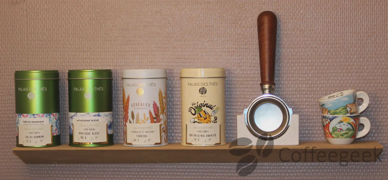 Collectie theedozen met gepersonaliseerde etiketten