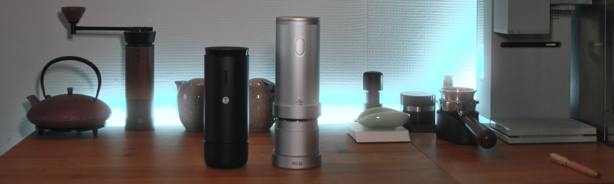 Complete comparison of two portable electric grinders from Timemore. Whirly 01s or Millab E01? Discover their differences, performance and use cases.