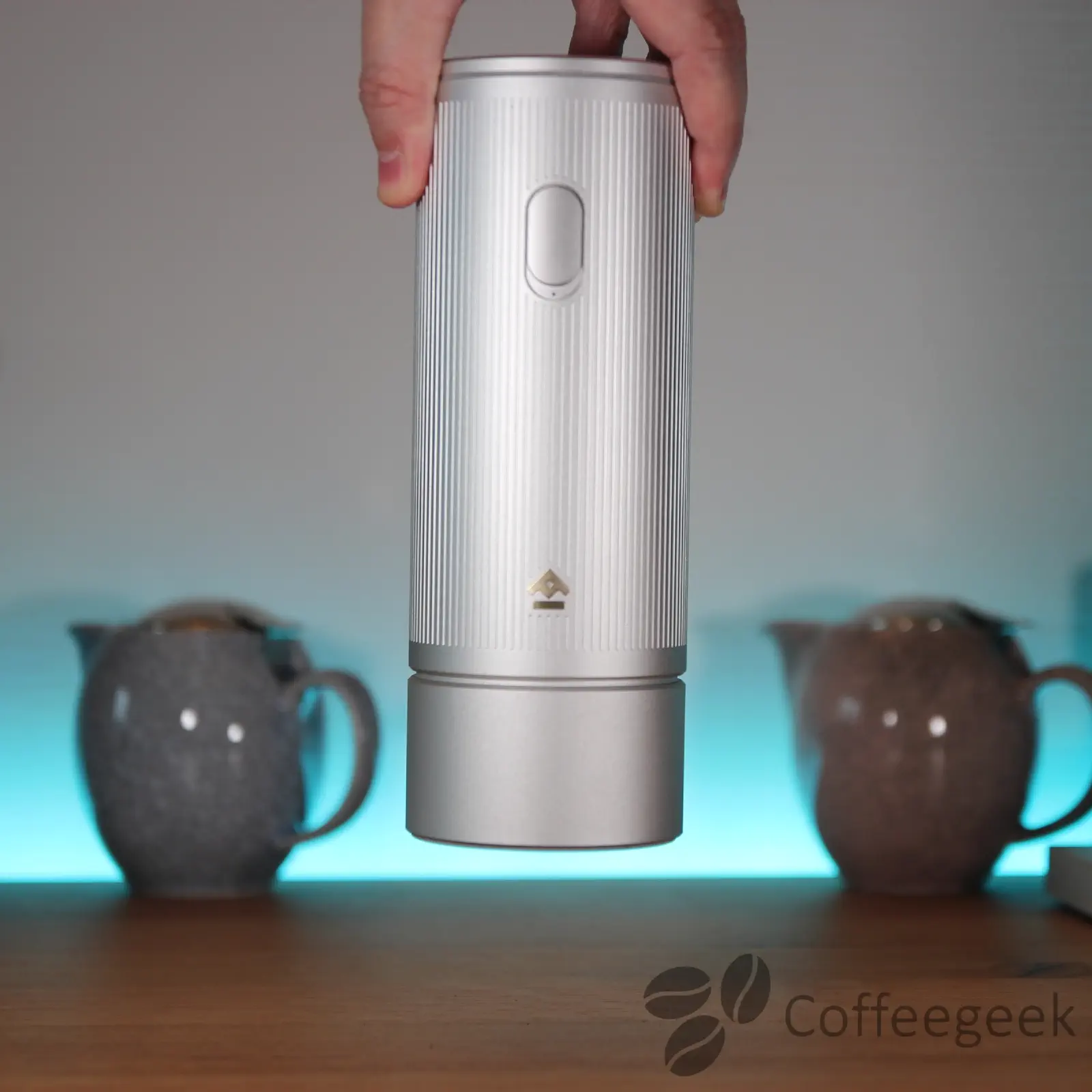 Millab magnetic container