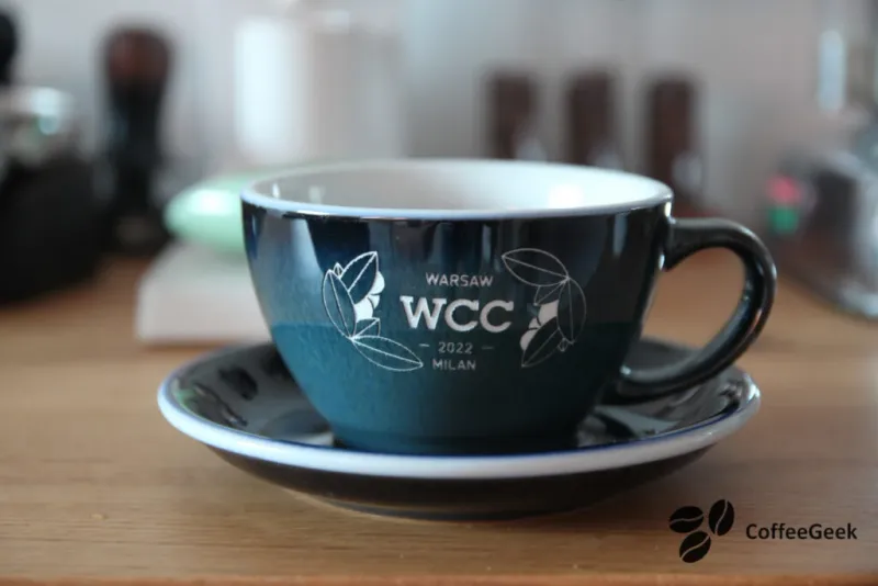 Limited edition Latte Art WCC 2022 van Loveramics