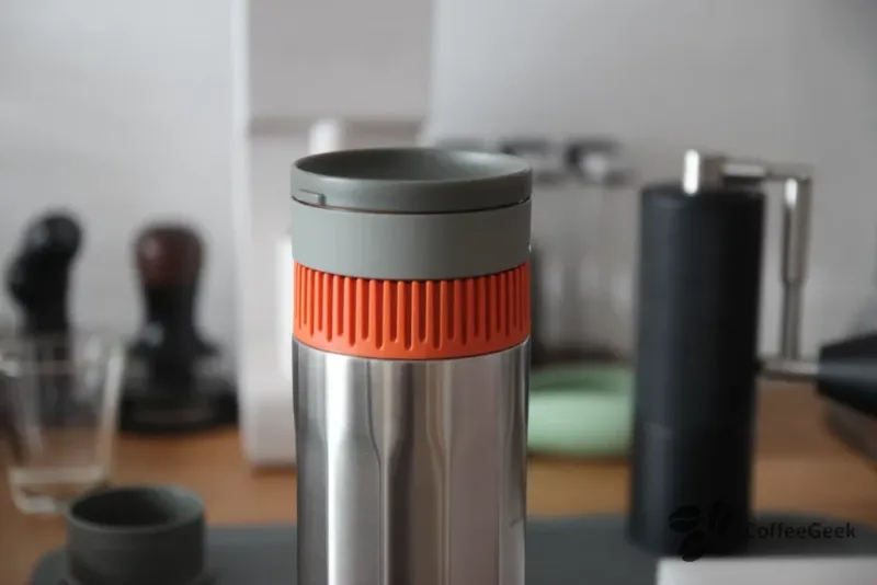 Pipamoka capsule invoegen