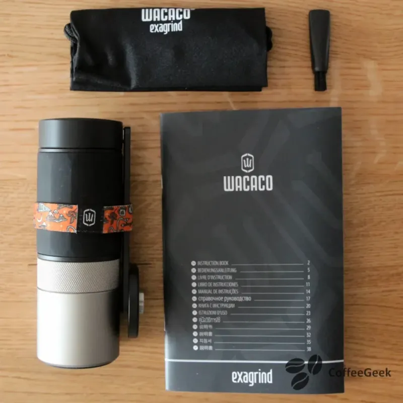 Inhoud van de doos van de Wacaco Exagrind koffiemolen