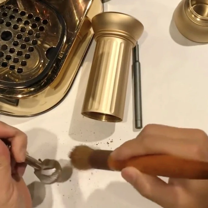 Wyjmowanie centralnej osi Apollo