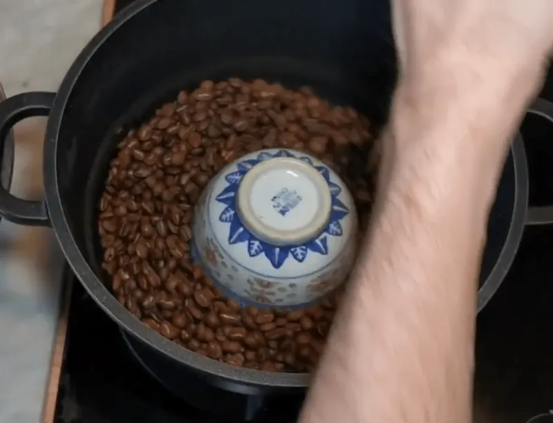 Pierwsze pęknięcia