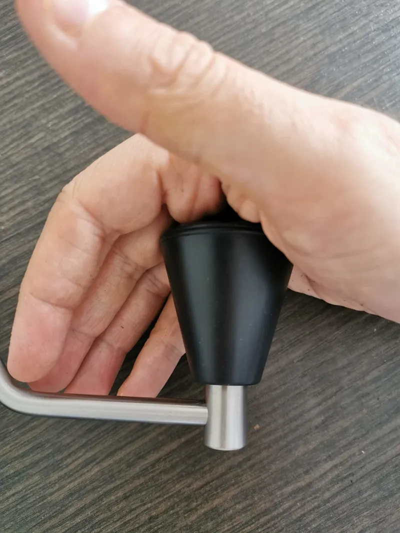 Szczegół ergonomii korby