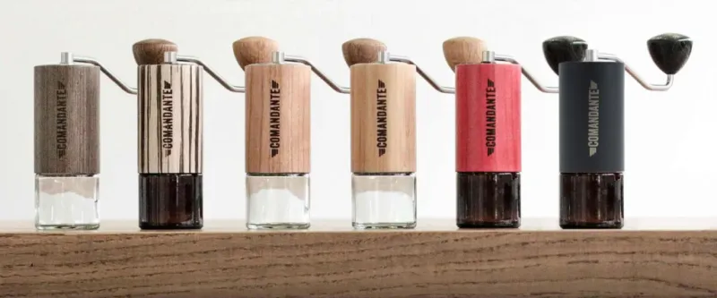 Olika finish på Comandante C40